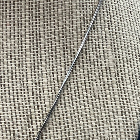 Charming Charlie Necklace Pearl Silver Slinky Chain Crystal Accent Granny Retro - Picture 3 of 8